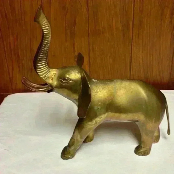 Vintage Large Brass Elephant Sculpture 1970's - Picture 9 of 11